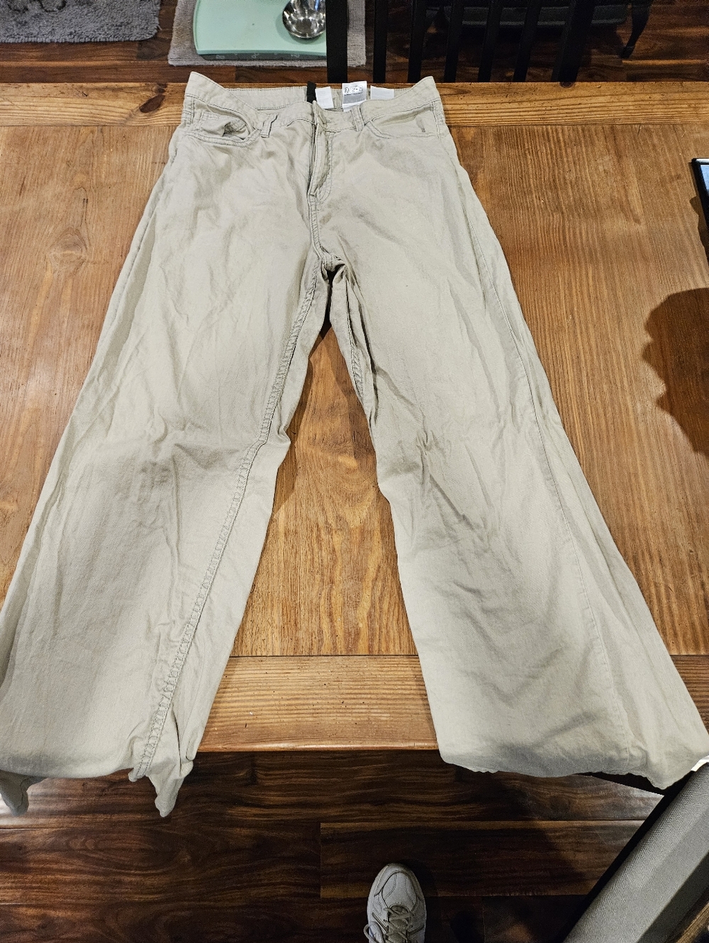 Divided Pants in Beige